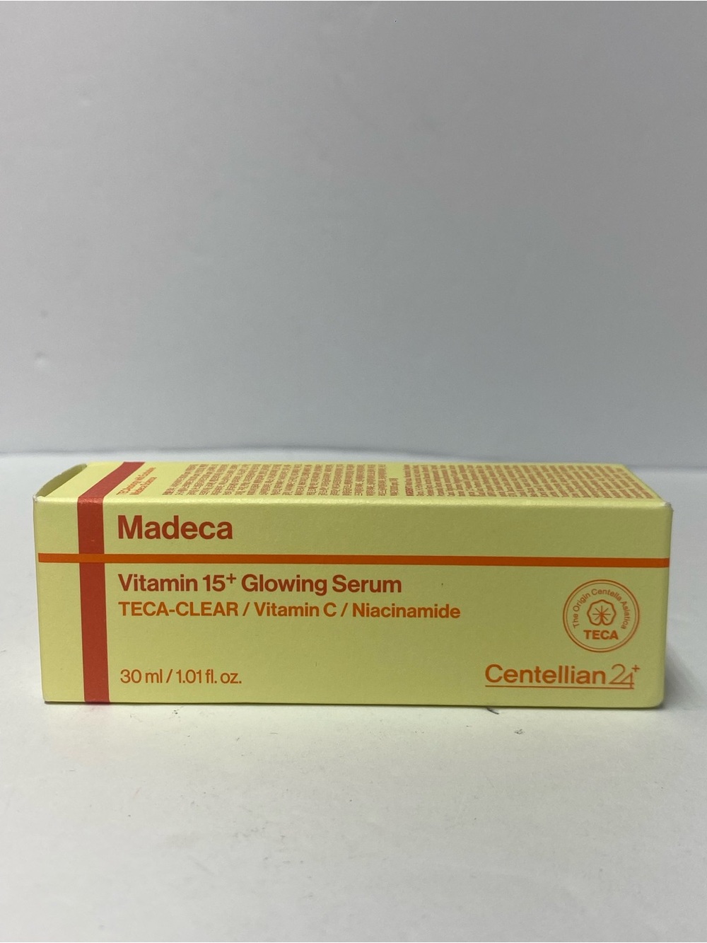 Madeca Vitamin 15+ Glowing Serum - Yellow